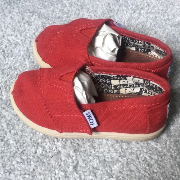 Tom’s toddler size 6 - Picture 4 of 8